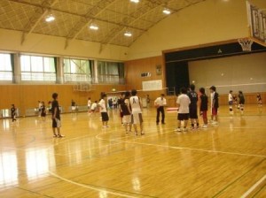 体育館での練習