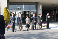 110331retire02