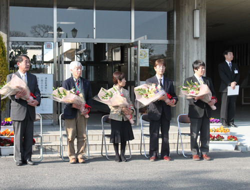110331retire03